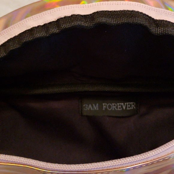 NWOT ROSE GOLD  large fanny pack - Picture 2 of 5
